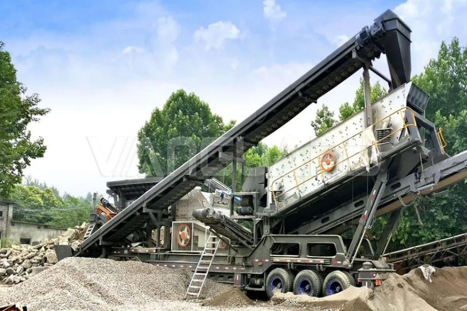 tire type mobile crushing plant 4